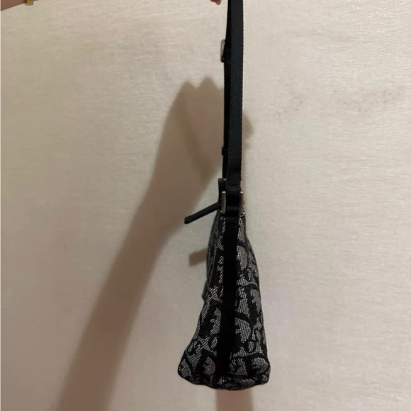 COPY - Christian Dior vintage monogram shoulder bag pochette black - Picture 5 of 8